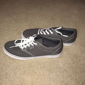 New without tags vans